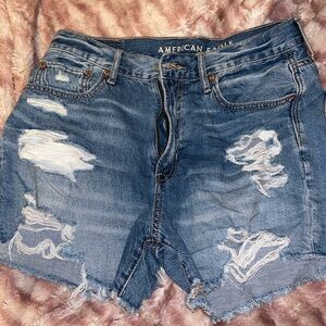 American eagle 90s boyfriend size 2 shorts